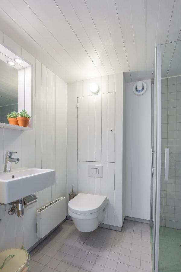 Semesterbostad Sparkling Newly Built House Close To & Nature